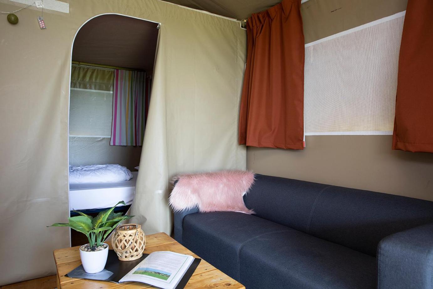 Boerderij Camping Nixhoeve Genderen Luaran gambar